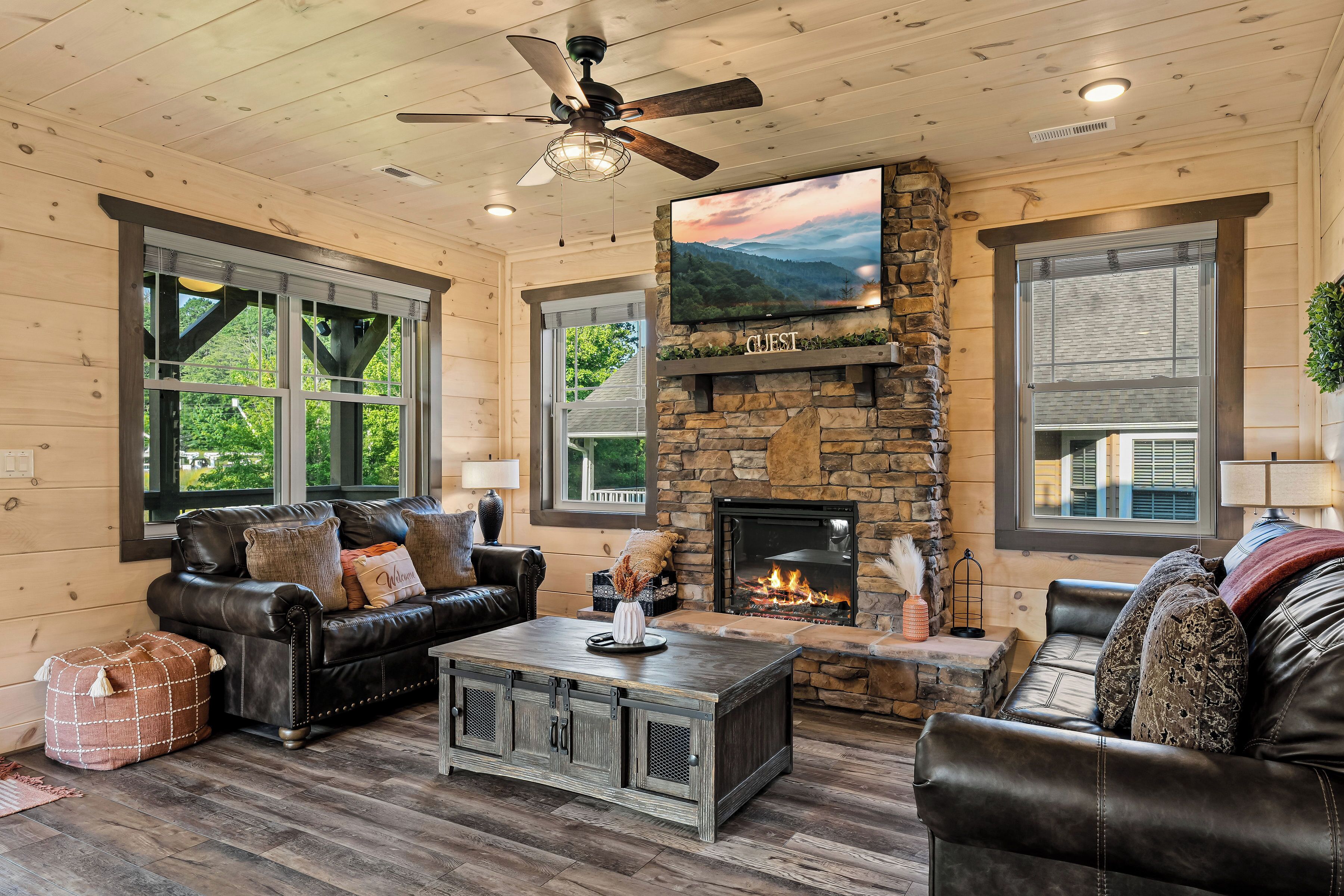 تلفزيون ذكي، مدفأة، ألعاب فيديو