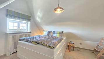 2 bedrooms, in-room safe, iron/ironing board, WiFi