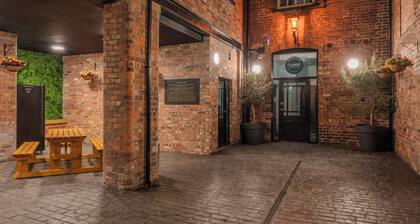 The Old Lyric Hall - St David Aparthotel