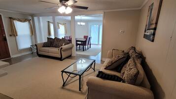 Televisor intel·ligent i llar de foc