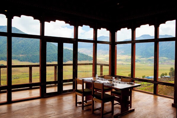 Dining - Gangtey Tent Resort  (Wangdue Phodrang)