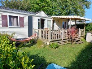 Terrace/patio - 6-person mobile home in Tregunc near Concarneau with water park (Trégunc)