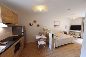 Strygejern/strygebræt, Wi-Fi, sengetøj