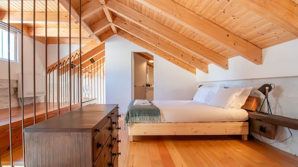 1 chambre, fer et planche à repasser, Wi-Fi gratuit, draps fournis