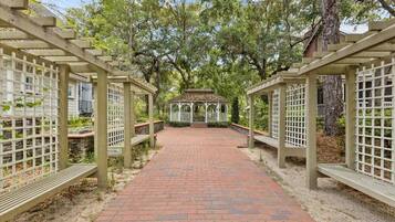 Enceinte de lâhĂ©bergement