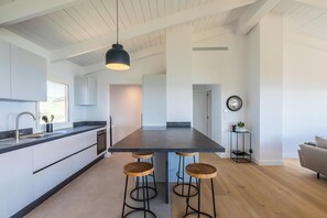 Private kitchen - Magnificent sea view apartment - 2 Bedrooms (Bonifacio)