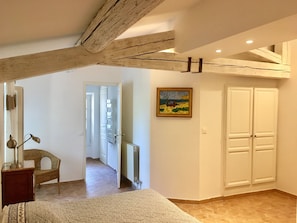 3 Schlafzimmer, Bügeleisen/Bügelbrett, WLAN, Bettwäsche