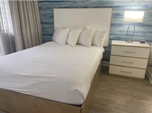 1 chambre, fer et planche à repasser, Wi-Fi, draps fournis
