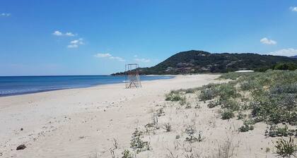 CASA SULLA SPIAGGIA - ACCESSO DIRETTO ALLA SPIAGGIA DI SABBIA BIANCA