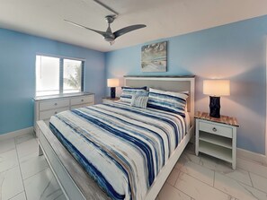 2 bedrooms, iron/ironing board, internet, bed sheets