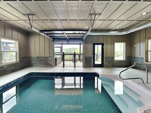 A heated pool - Sunrise in the Cove | Modern, Pet-Friendly w. Private Heated Pool (Sevierville)