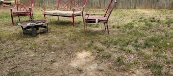 Charming 2-bedroom house with WiFi, AC in wonderful Kannapolis