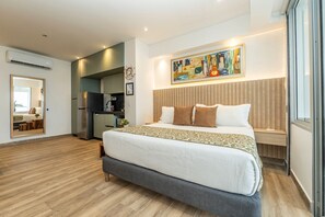 1 bedroom, internet, bed sheets
