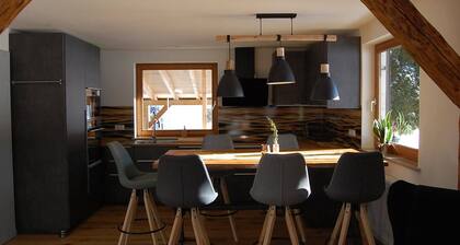 Cozy vacation home at the Bächle in Tiefenbach near Oberstdorf with garden