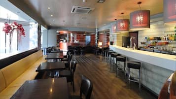 Bar (en la propiedad)