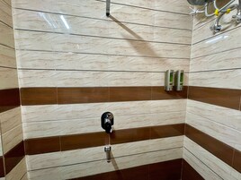 Iron/ironing board, free WiFi