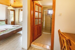 Room - Seyir Butik (İznik)
