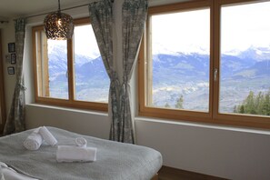 5 bedrooms, WiFi, bed sheets - Chalet Wildhorn, 2 steps from the Veysonnaz piste (Veysonnaz)