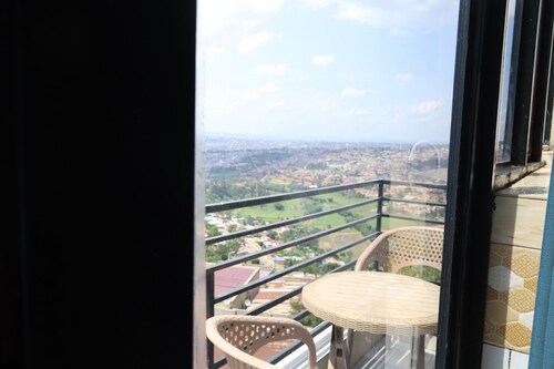 Umwezi Apartments – Family-Friendly 2BR,1BR Stay Near Kigali Landmarks