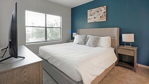 2 bedrooms, desk, iron/ironing board, WiFi
