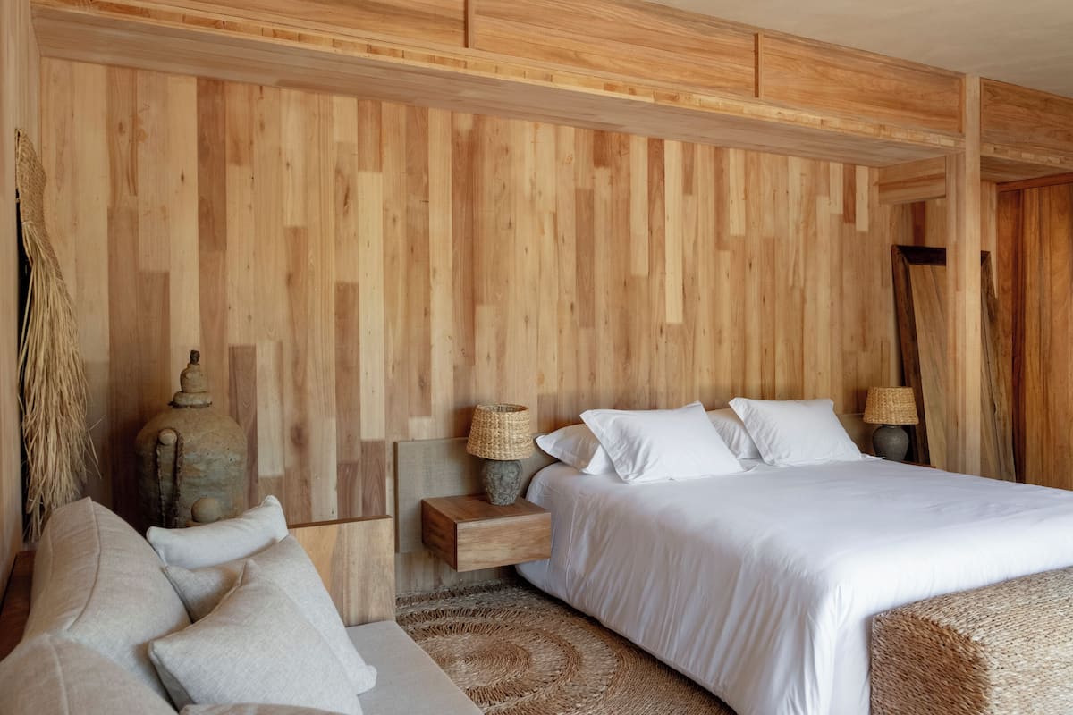 Bungalow | In-room safe, free WiFi