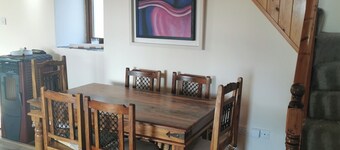 Beacon View House, 4-beds, Sleeps 8, Parking