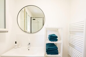 Bathroom - La cachette du lac, Nature getaway at Marina de Talaris (Lacanau)