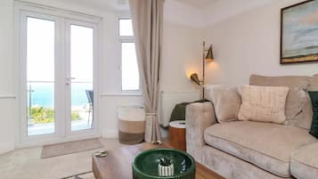 Cottage | Living area