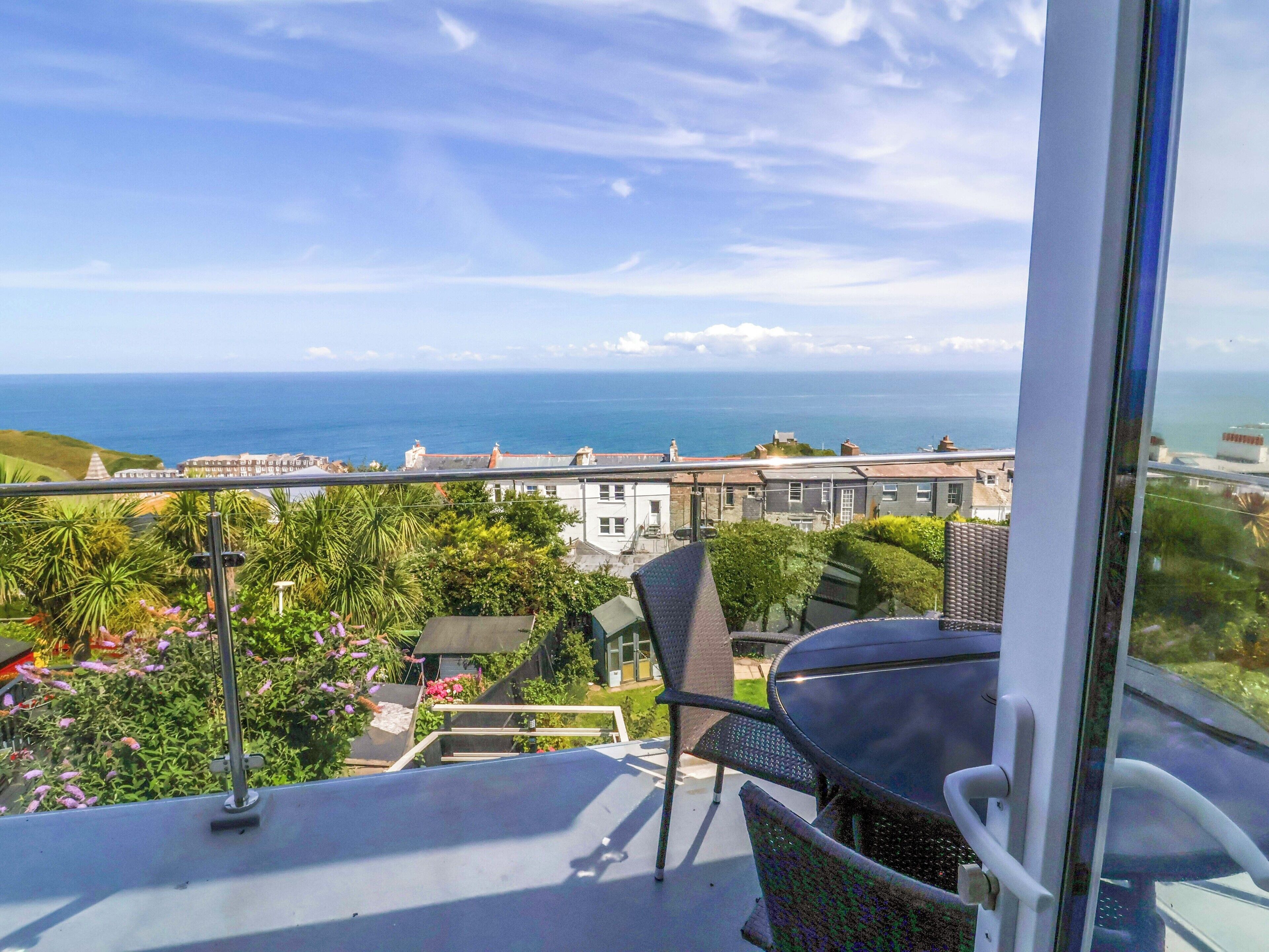 Cottage | Khu ẩm thực ngoài trời