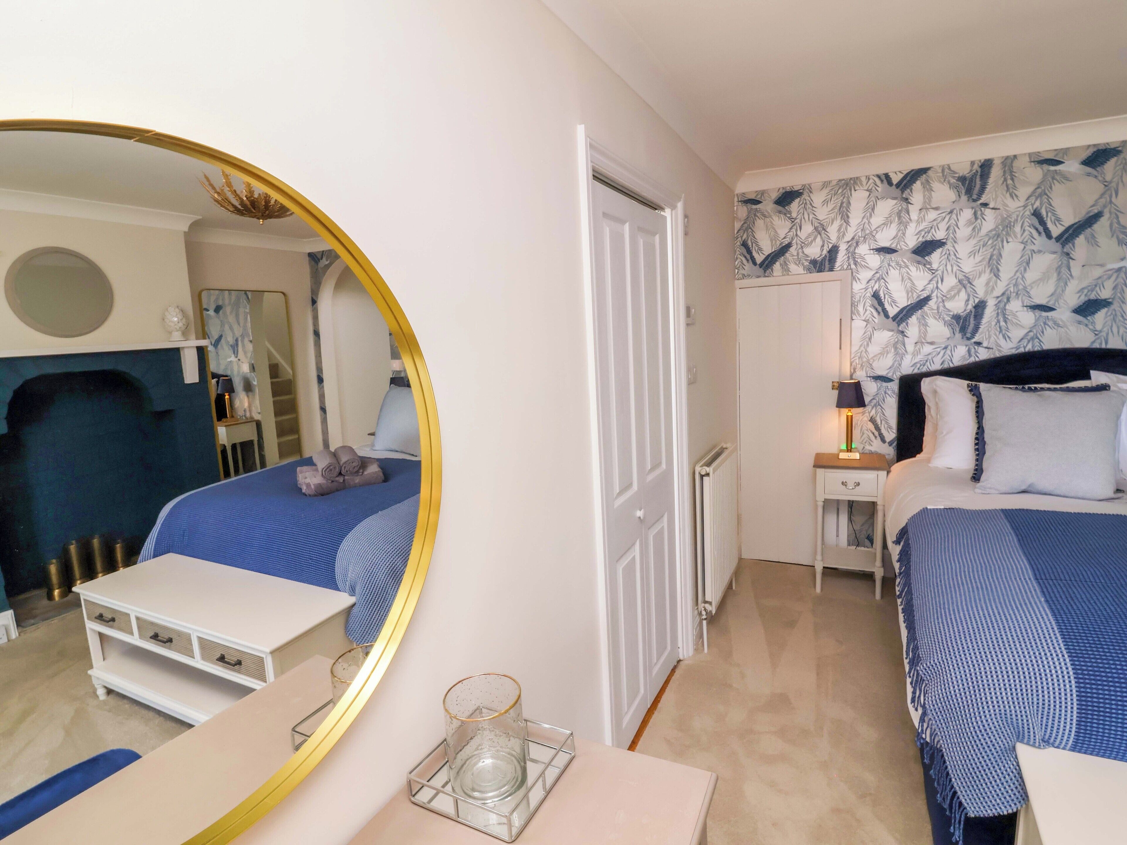 Cottage | 4 bedrooms, individually decorated, individually furnished, free WiFi