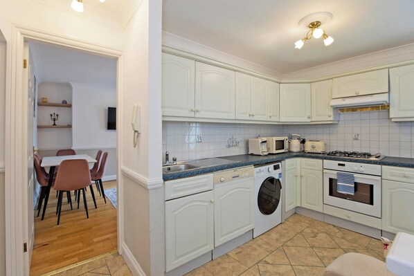 Apartment | Private kitchen | Electric kettle