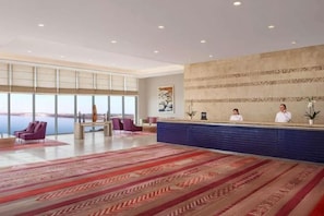 Lobby - Hilton Dead Sea Resort & Spa (Shoonah Janoobiah District)