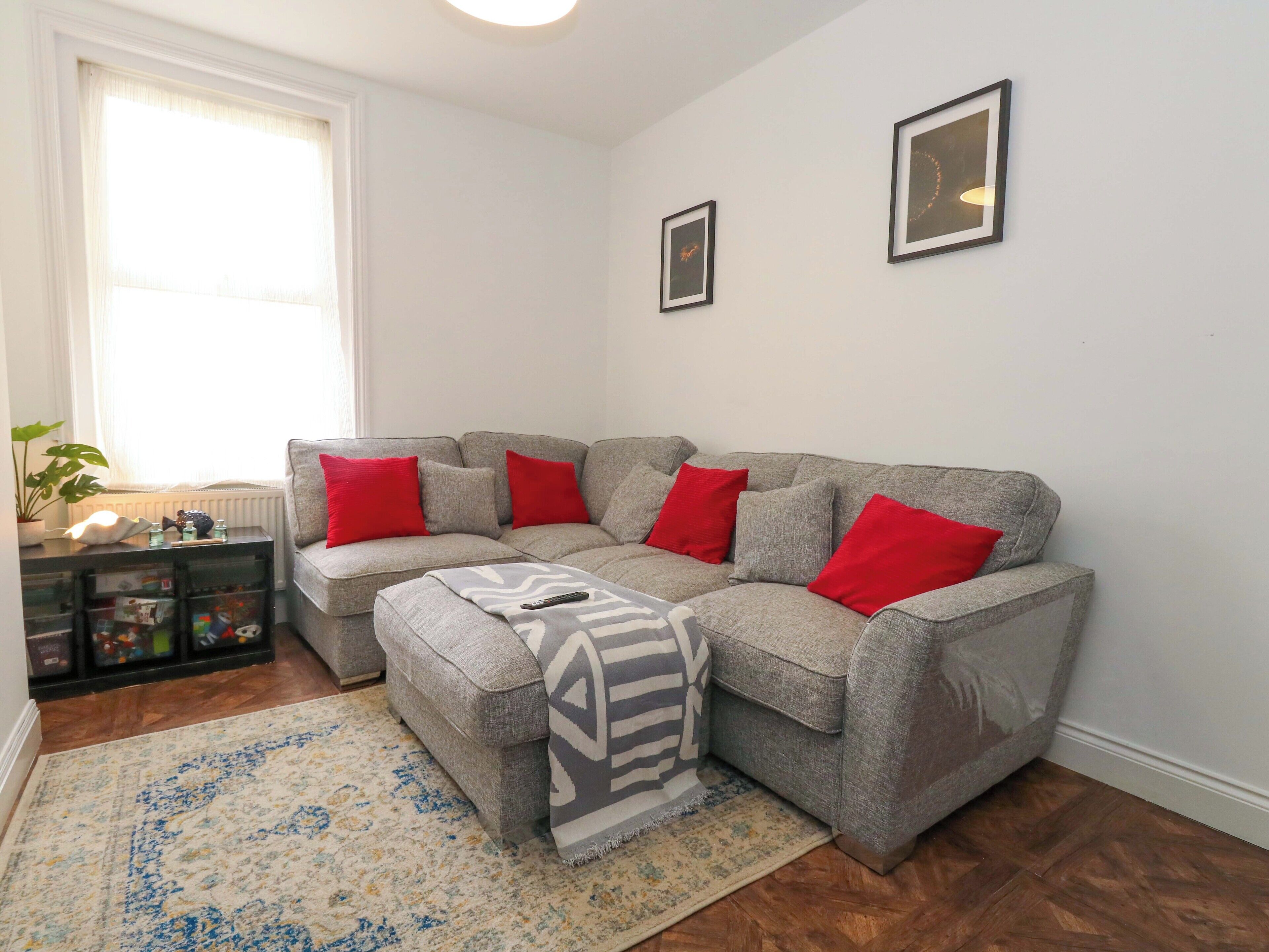 Cottage | Living area