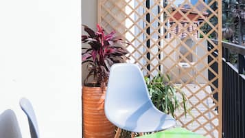 Camera doppia, balcone, vista città | Wi-Fi gratuito