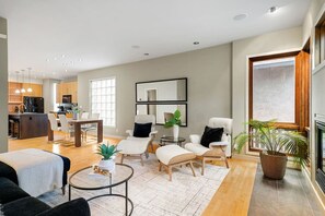 智能電視、 辦公室