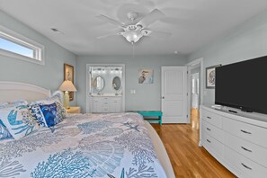 4 Schlafzimmer, Bügeleisen/Bügelbrett, WLAN, Bettwäsche