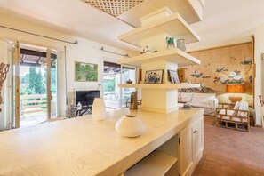 Interior - Luxury Villa Flaminia, 50 mt from the beach (Santa Margherita di Pula)