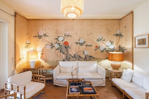 Smart TV - Luxury Villa Flaminia, 50 mt from the beach (Santa Margherita di Pula)