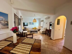 Family Apartment, Balcony, Garden View | Living area - Divers house in Mykonos (Mykonos)