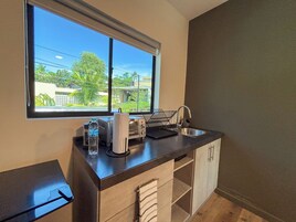 Standard Studio | Private kitchen | Fridge, stovetop, cookware/dishes/utensils