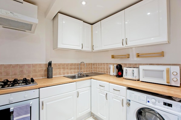 Apartment | Private kitchen