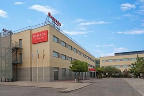 Besorolás nélküli kép, 3. 4 közül, gomb