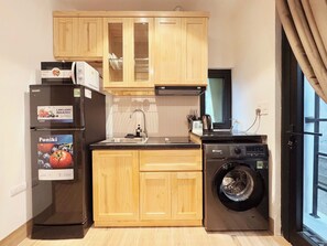 Basic Apartment, City View