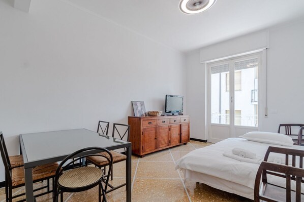 3 bedrooms