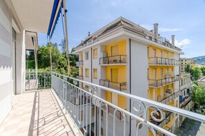 Uklassifisert bilde, 4 av 23, knapp