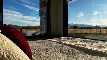 Panoramic-Ferienhütte, 1 Schlafzimmer, Haustiere gestattet, Bergblick | Kostenloses WLAN, Bettwäsche