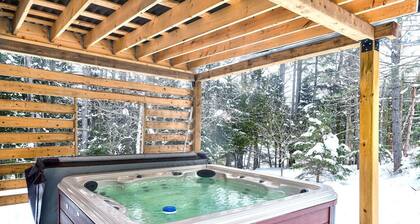 5BDR Tremblant Chalet in the Woods / Stone Firepl.