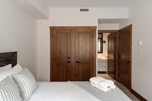 1 Schlafzimmer, Bügeleisen/Bügelbrett, Reisekinderbett, kostenloses WLAN