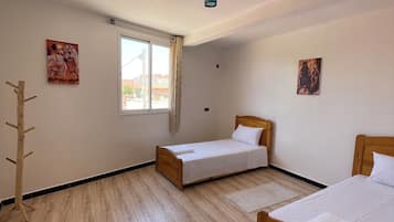 2 bedrooms, WiFi, bed sheets