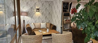 Logis Hotel Le Mont Barral